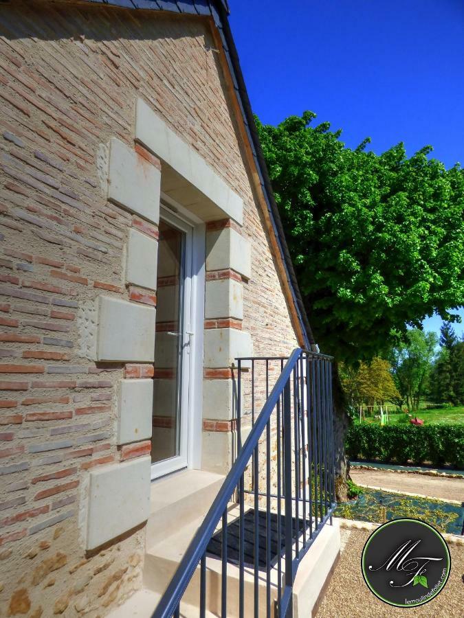 Le Moulin De Follet Bed & Breakfast Fougere  Екстериор снимка