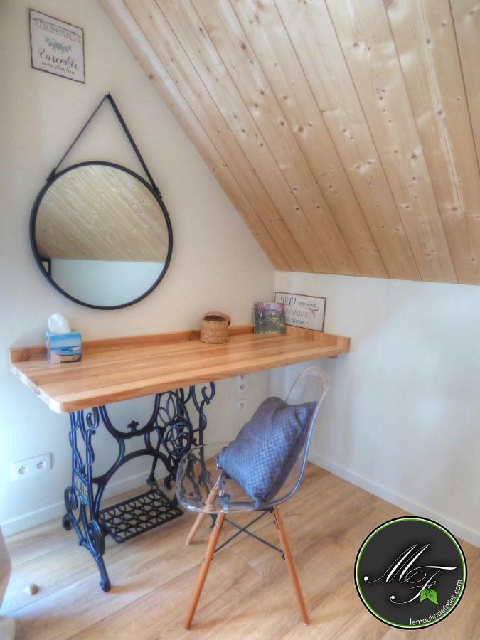 Le Moulin De Follet Bed & Breakfast Fougere  Екстериор снимка